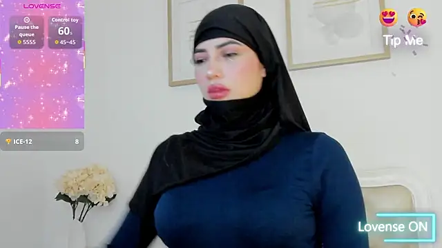 taylorsmiiith  online show from February 2026 03:19:02 PM