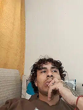 Snapshot of Saweetieyblacksnake chatting on July 2026 06:22:01 PM Saweetieyblacksnake online show from July 2026 06:22:01 PM