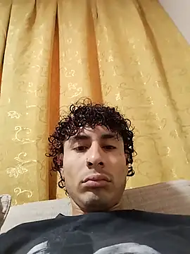 Snapshot of Saweetieyblacksnake chatting on July 2026 01:42:01 PM Saweetieyblacksnake online show from July 2026 01:42:01 PM