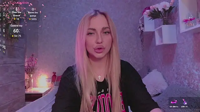 Mika Rayy online show from October 2025 05:44:02 PM