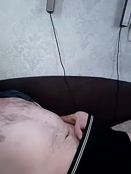 Snapshot of Lukas2204 chatting on April 2026 11:40:01 PM Lukas2204 online show from April 2026 11:40:01 PM