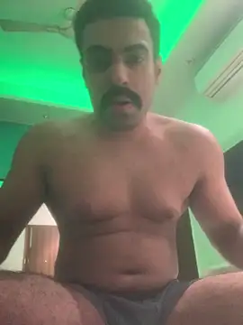 vaibhavchugh38 online show from January 2025 09:20:01 PM