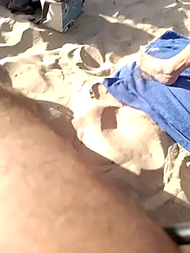 MountJohnXL online show from December 2025 04:05:01 PM