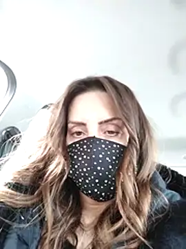 Snapshot of Akemi_rossi chatting on April 2026 12:32:01 PM Akemi rossi online show from April 2026 12:32:01 PM