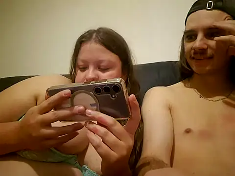 Snapshot of Laurajade9 chatting on January 2025 01:01:01 PM Laurajade9 online show from January 2025 01:01:01 PM