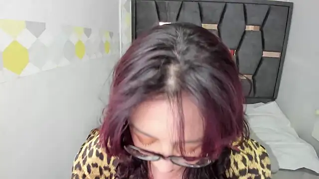 Victoria Adamns online show from September 2025 11:59:01 AM