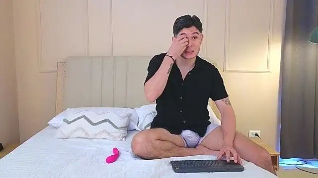 Snapshot of mr_danni chatting on March 2026 07:20:02 PM mr danni online show from March 2026 07:20:02 PM