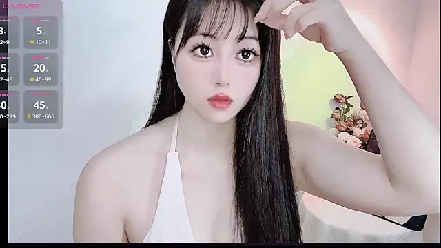 LiLiLily online show from October 2025 03:28:02 AM