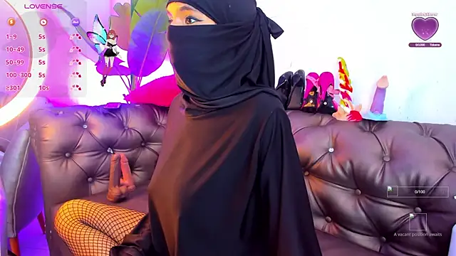 Snapshot of azahara_faraah chatting on September 2025 03:02:01 PM azahara faraah online show from September 2025 03:02:01 PM