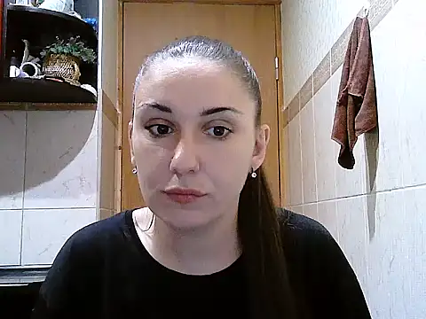 Snapshot of Yuliia30 chatting on October 2025 03:21:02 PM Yuliia30 online show from October 2025 03:21:02 PM