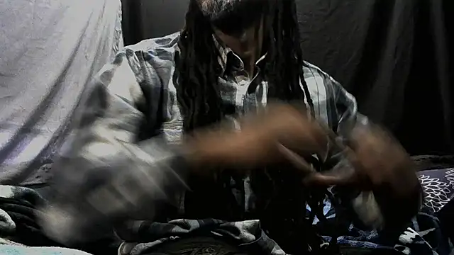 Snapshot of BBC_Dominates_BBW chatting on January 2025 08:38:02 PM BBC Dominates BBW online show from January 2025 08:38:02 PM