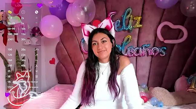 sweetfoxy 17 online show from February 2025 06:58:01 PM