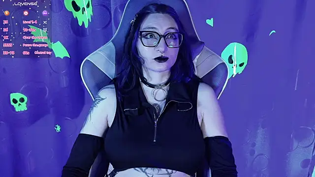 Snapshot of Kimlennox_ chatting on April 2026 12:12:01 PM Kimlennox online show from April 2026 12:12:01 PM