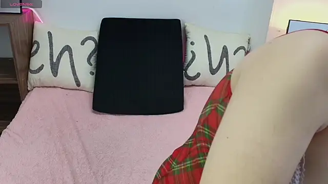 Amy Marshall online show from February 2025 12:38:02 PM