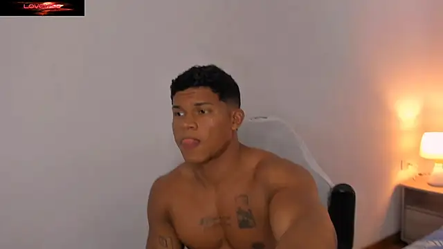 maxsteel177 online show from February 2025 10:43:02 PM