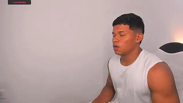 maxsteel177 online show from March 2025 11:22:01 PM