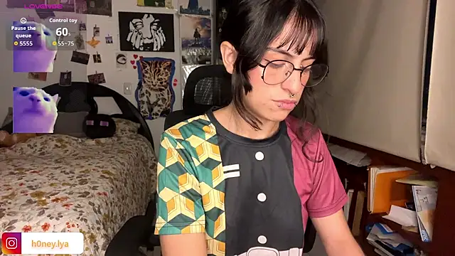 Snapshot of B0nnie_H0ney chatting on February 2026 12:40:02 AM B0nnie H0ney online show from February 2026 12:40:02 AM