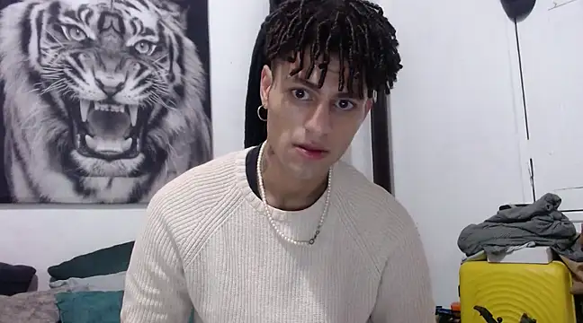 Snapshot of dany_hardy chatting on January 2025 11:17:02 PM dany hardy online show from January 2025 11:17:02 PM