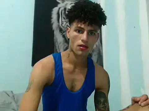 Snapshot of dany_hardy chatting on February 2025 12:06:01 AM dany hardy online show from February 2025 12:06:01 AM