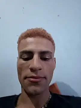 Snapshot of dany_hardy chatting on September 2025 10:33:01 PM dany hardy online show from September 2025 10:33:01 PM