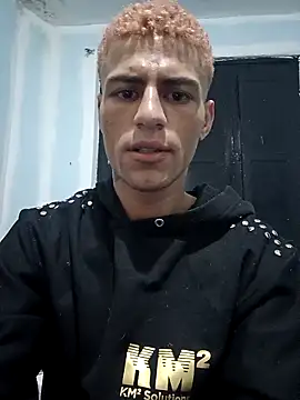 Snapshot of dany_hardy chatting on September 2025 10:07:01 AM dany hardy online show from September 2025 10:07:01 AM