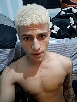 Snapshot of dany_hardy chatting on October 2025 06:23:02 AM dany hardy online show from October 2025 06:23:02 AM