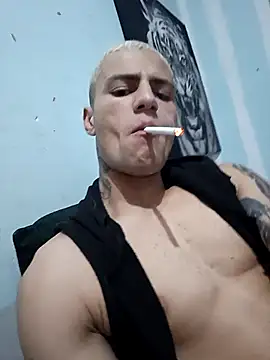 Snapshot of dany_hardy chatting on October 2025 04:13:02 AM dany hardy online show from October 2025 04:13:02 AM