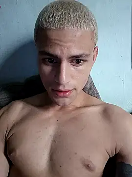 Snapshot of dany_hardy chatting on October 2025 05:58:02 PM dany hardy online show from October 2025 05:58:02 PM