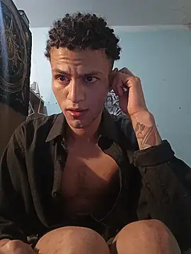 Snapshot of dany_hardy chatting on April 2026 05:46:02 AM dany hardy online show from April 2026 05:46:02 AM