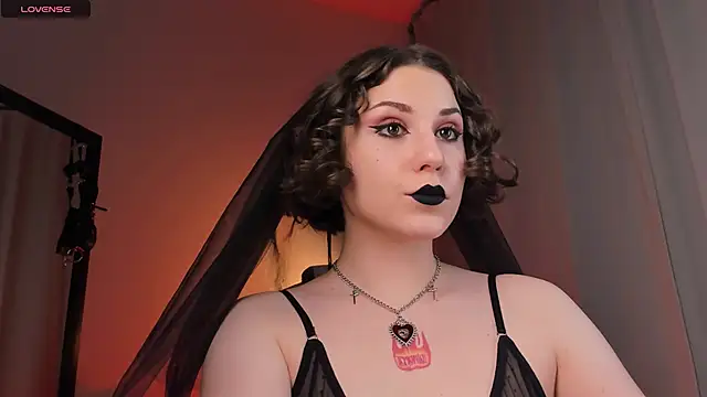 Eva Moss  online show from February 2025 08:58:02 PM