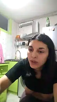 Snapshot of Rosanna_Rennie chatting on January 2025 12:25:02 AM Rosanna Rennie online show from January 2025 12:25:02 AM