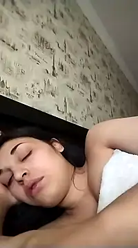 Snapshot of Rosanna_Rennie chatting on January 2025 08:14:01 AM Rosanna Rennie online show from January 2025 08:14:01 AM