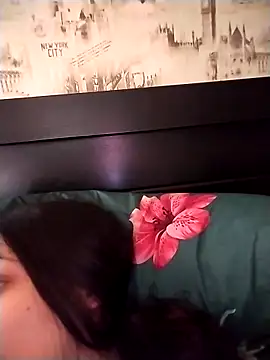 Snapshot of Rosanna_Rennie chatting on March 2025 02:18:02 PM Rosanna Rennie online show from March 2025 02:18:02 PM