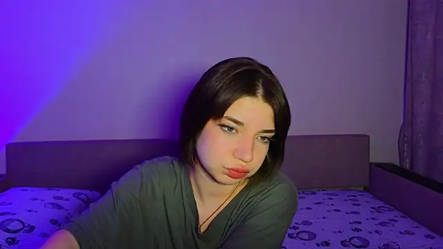 CassJonn online show from December 2025 06:48:01 PM