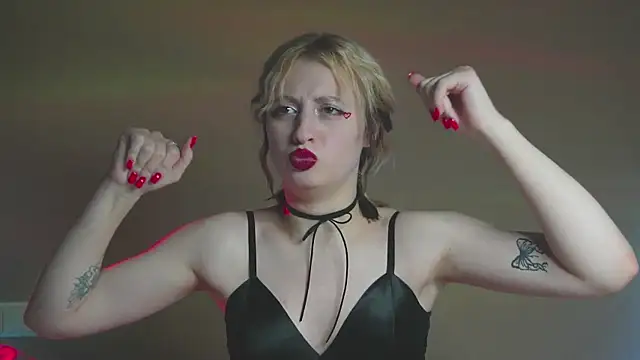 milasmiu online show from February 2025 10:04:01 PM