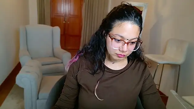 Snapshot of SelenaBlumX chatting on January 2025 01:25:02 AM SelenaBlumX online show from January 2025 01:25:02 AM