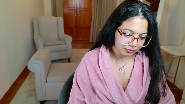 Snapshot of SelenaBlumX chatting on January 2025 01:10:01 AM SelenaBlumX online show from January 2025 01:10:01 AM