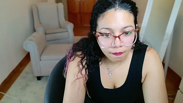 Snapshot of SelenaBlumX chatting on January 2025 09:35:02 PM SelenaBlumX online show from January 2025 09:35:02 PM