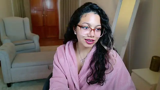 Snapshot of SelenaBlumX chatting on January 2025 09:07:01 PM SelenaBlumX online show from January 2025 09:07:01 PM