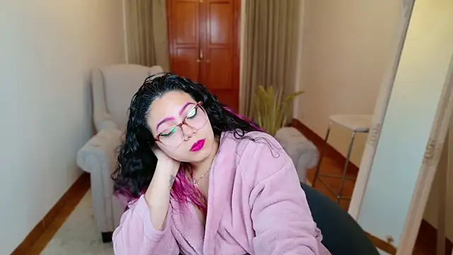 Snapshot of SelenaBlumX chatting on January 2025 08:58:01 PM SelenaBlumX online show from January 2025 08:58:01 PM