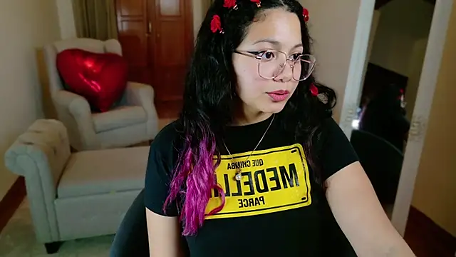 Snapshot of SelenaBlumX chatting on February 2025 09:12:01 PM SelenaBlumX online show from February 2025 09:12:01 PM