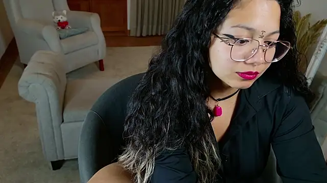 Snapshot of SelenaBlumX chatting on October 2025 06:38:02 PM SelenaBlumX online show from October 2025 06:38:02 PM