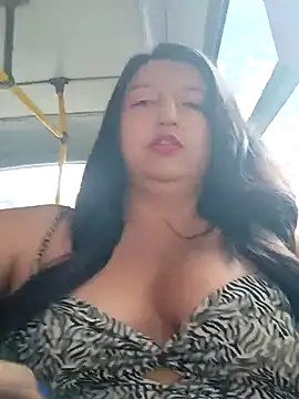 Snapshot of Melyy_Edii chatting on March 2025 07:32:01 PM Melyy Edii online show from March 2025 07:32:01 PM