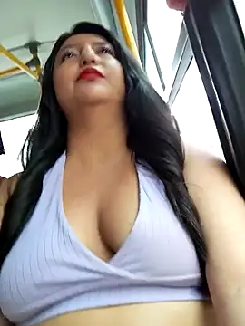 Snapshot of Melyy_Edii chatting on March 2025 07:35:02 PM Melyy Edii online show from March 2025 07:35:02 PM