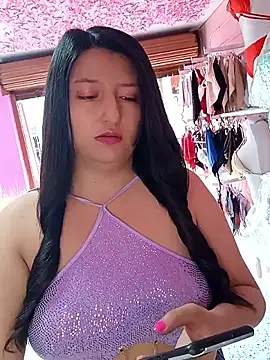 Snapshot of Melyy_Edii chatting on November 2025 04:07:02 PM Melyy Edii online show from November 2025 04:07:02 PM