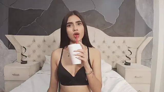 BellaaStorm online show from January 2025 06:24:02 PM