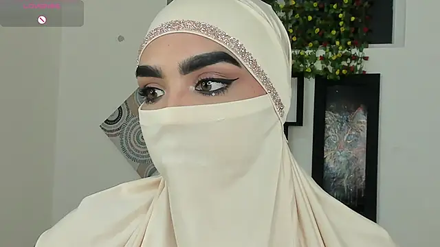 Maissa Alabi online show from November 2025 07:47:01 PM