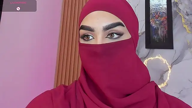 Snapshot of Maissa_Alabi chatting on April 2026 08:04:01 PM Maissa Alabi online show from April 2026 08:04:01 PM