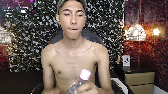 HarolddXL online show from February 2025 01:35:02 PM