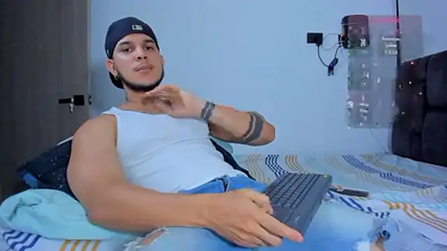 austinoficial online show from March 2026 02:04:02 AM